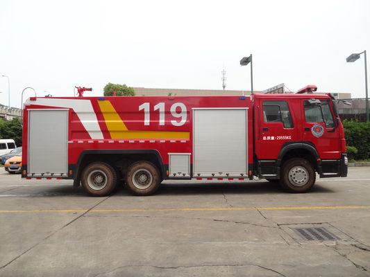 HOWO Heavy Duty Foam Fire Truck 17000L For Emergency Rescue