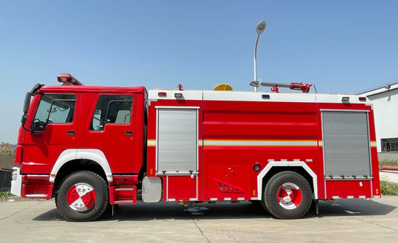 Πυροσβεστικό όχημα βαρέως τύπου SINOTRUK 228kw 6 Τροχού τύπου 8000 λίτρων χωρητικότητας αφρού